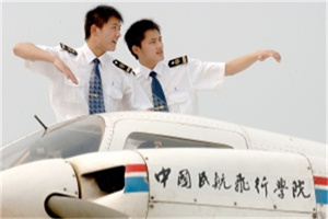 西安口碑好的民航招飞学校选哪家？2026 西安民航招飞学校 4 强名录